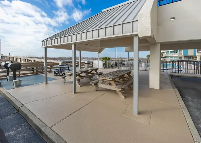 Island Winds West 273 Apartment