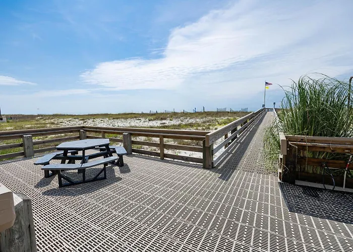 Apartment Island Winds West 273 *