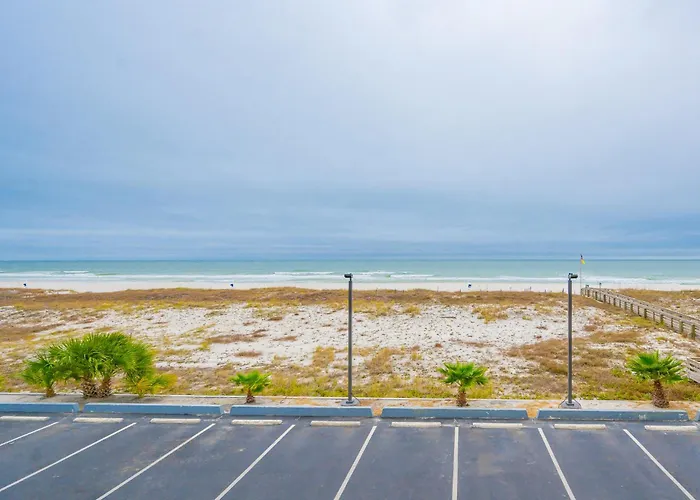 Apartment Island Winds West 273