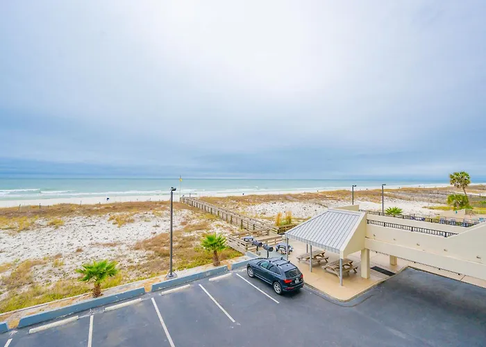 Apartment Island Winds West 273