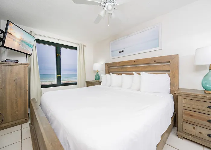 Apartment Island Winds West 273 *